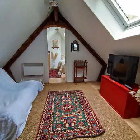 Refuge Bohème En Centre-ville, Proche De La *